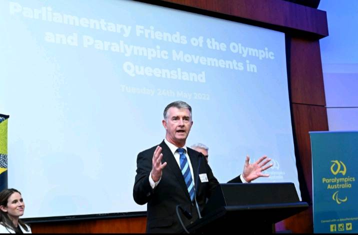 Crisafulli Stands by Benched Olympics Minister Amid AFP Referral