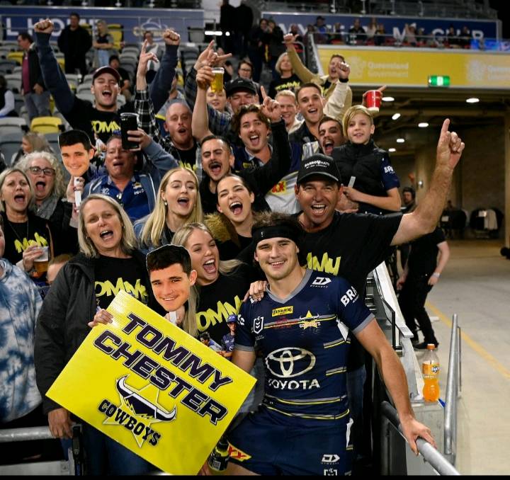 NRL great's 'snake arms' chip inspires try celebration
