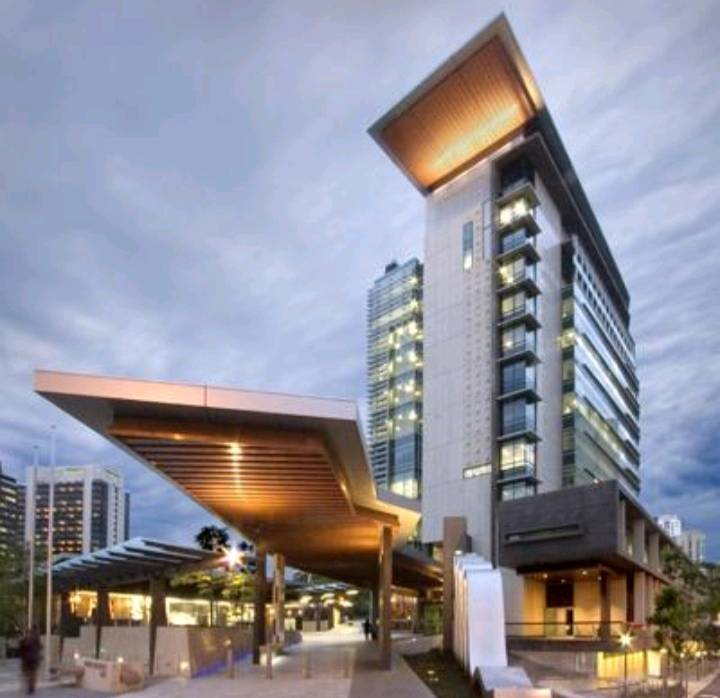 Townsville electrical apprentice fined for sending threatening emails to government staff