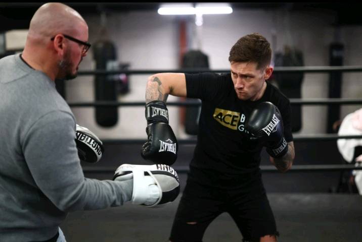 Liam Paro Eyes History in IBF Welterweight World Title Fight Against Lewis Crocker