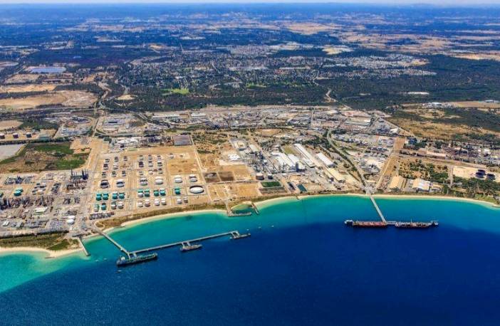 Western Australia to Build Nation's First New Oil Refinery in Decades