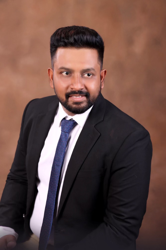 Dr. Lakshan Jayathilaka MBBS (Colombo)