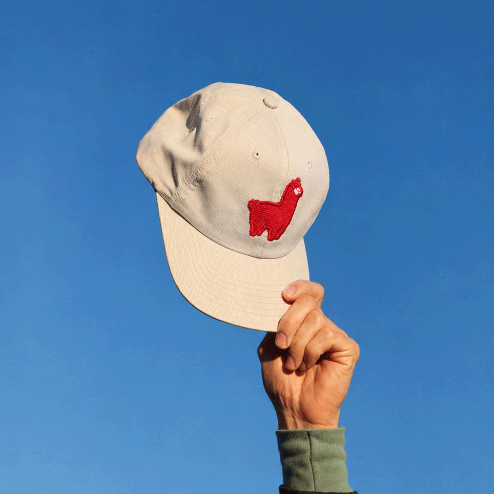 Gorra Llama Roja Corduroy