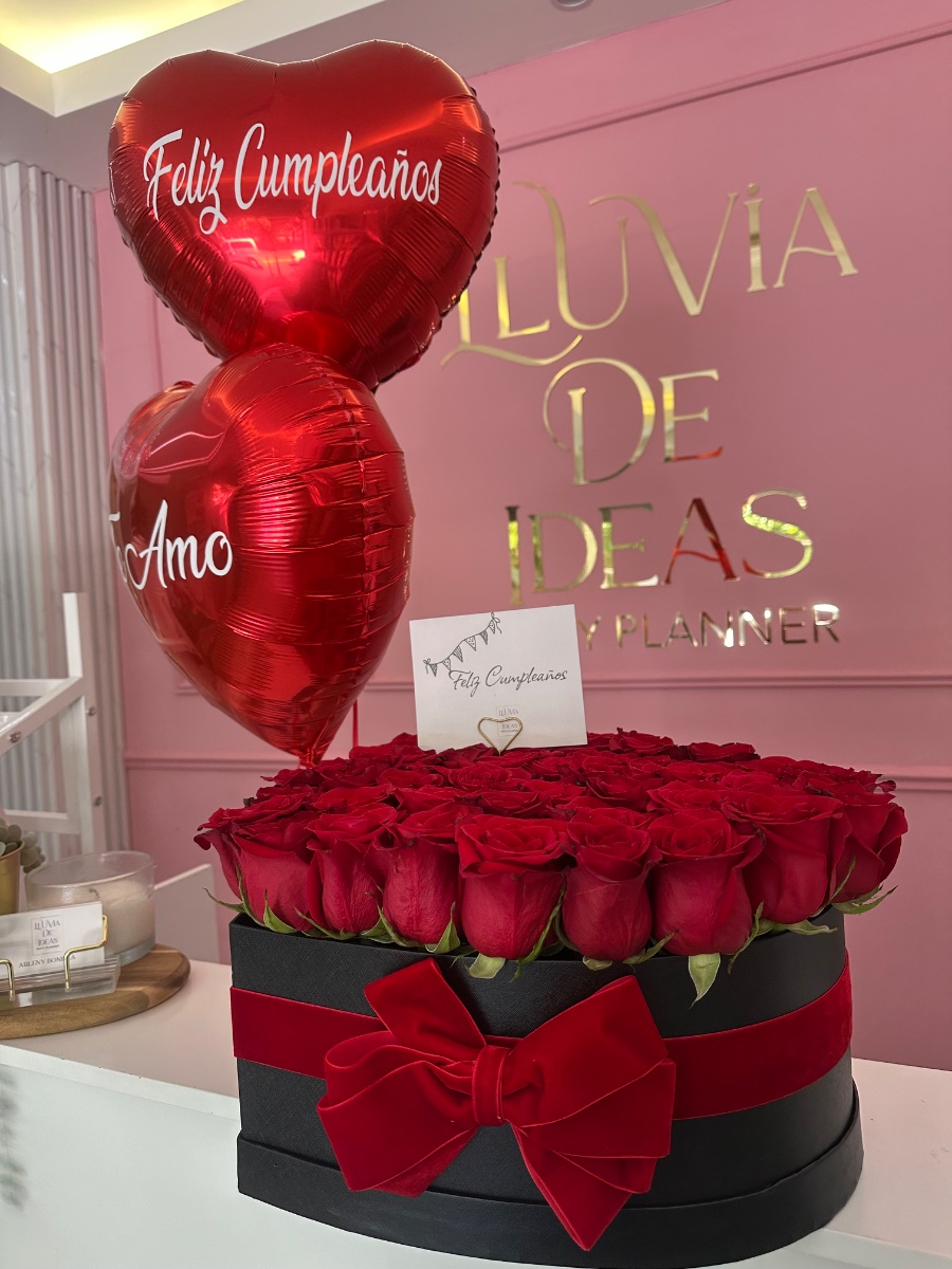 Corazón 50 Rosas — Lluvia de Ideas Party