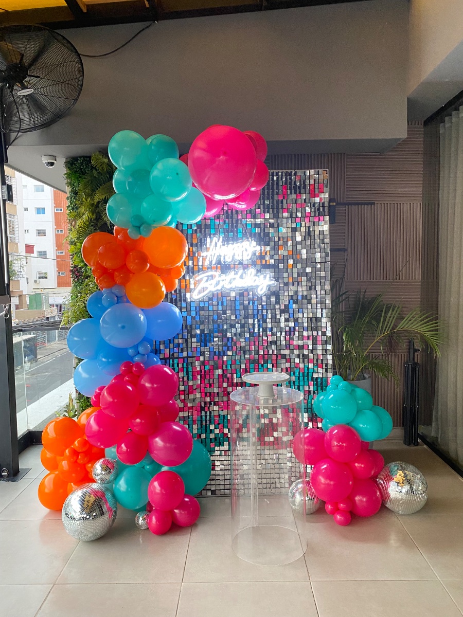 Mampara de Lentejuelas 4x7 pies — Lluvia de Ideas Party