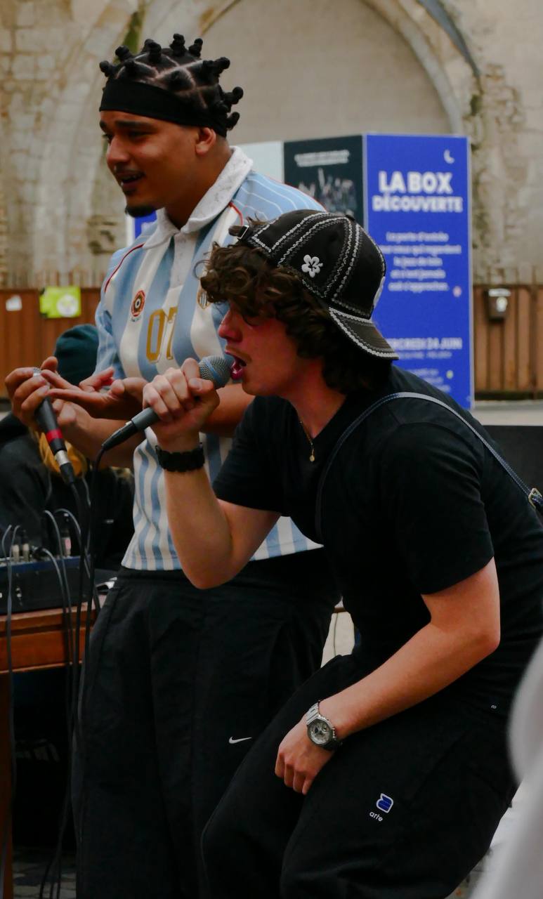 OUNSS, une rockstar façonnée par la réalité