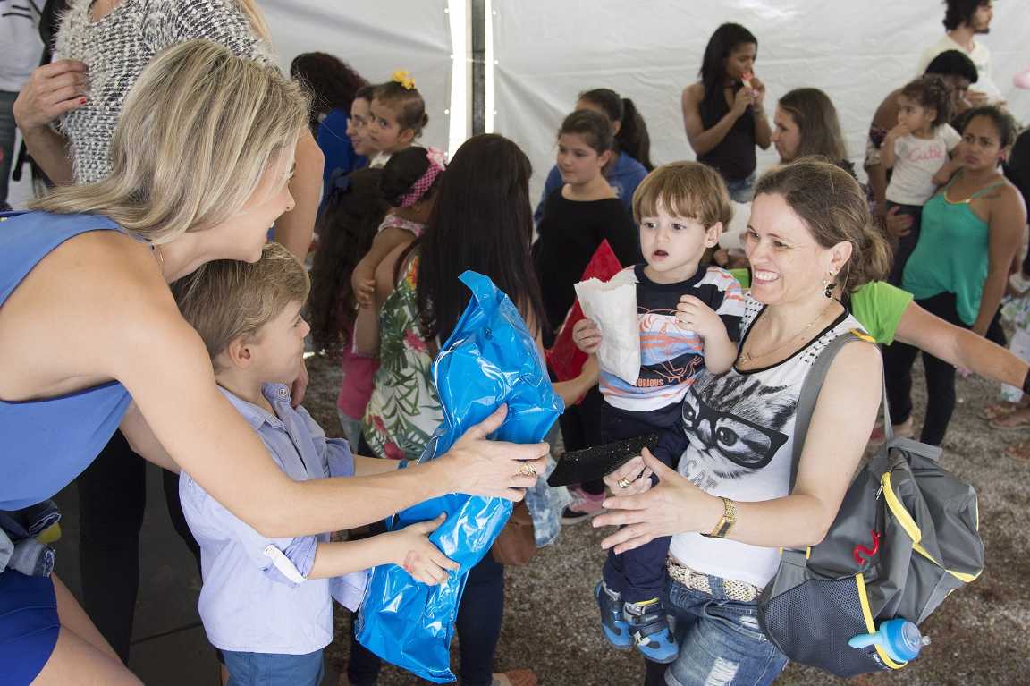 Association Saint Raphael mission centre hebergement LE collectif A.V.D.L