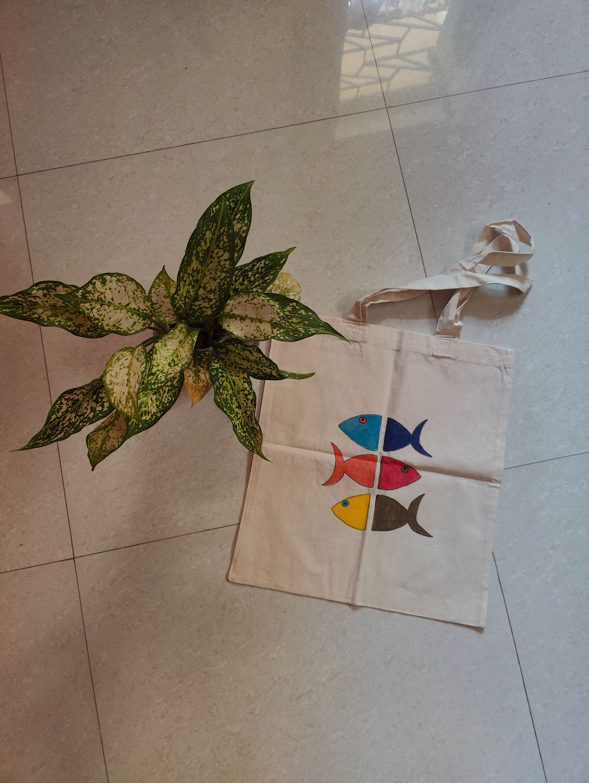 Fish tote bag  thumbnail 2