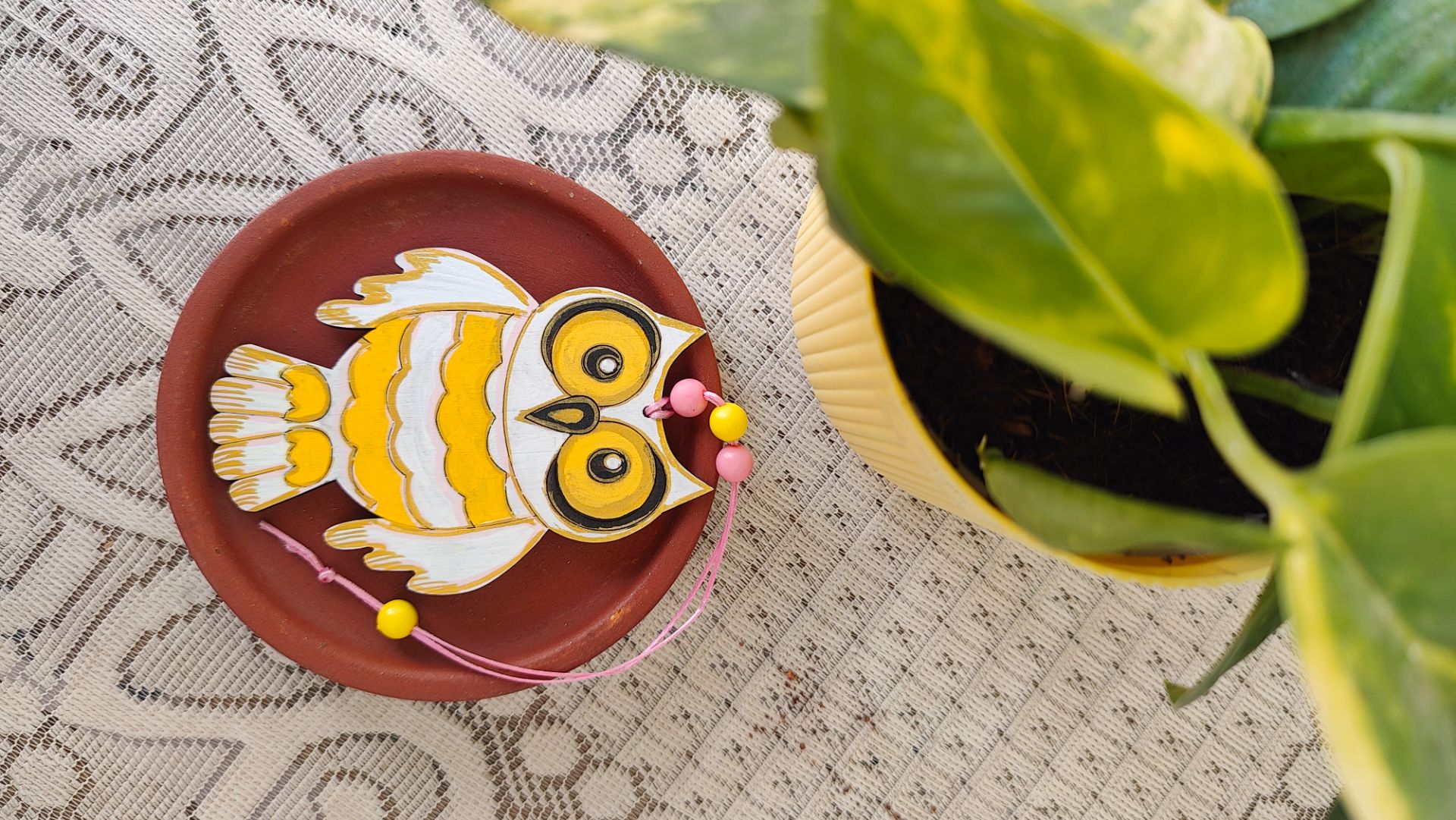 Owl Bag Tag - the classic white  thumbnail 2