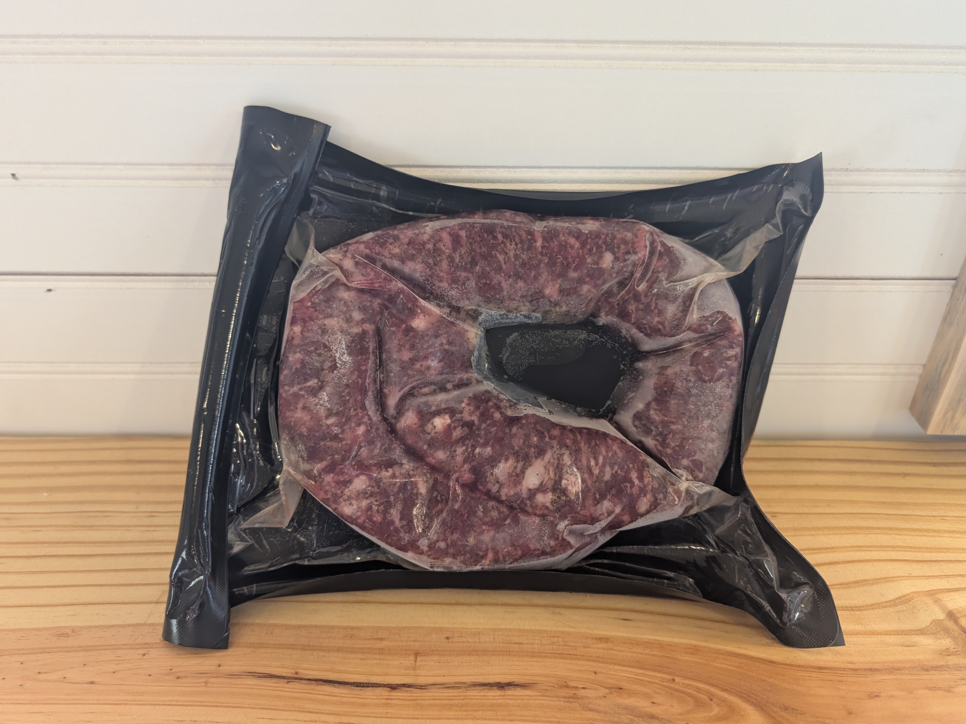 Thumbnail image 2 for Pork Garlic Sausage 1 Lb