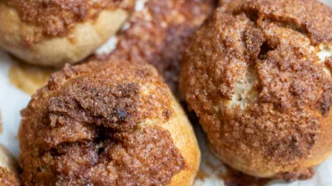 Cinnamon Crunch Sourdough Bagels
