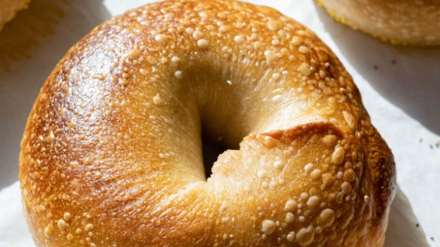 Classic Sourdough Bagels