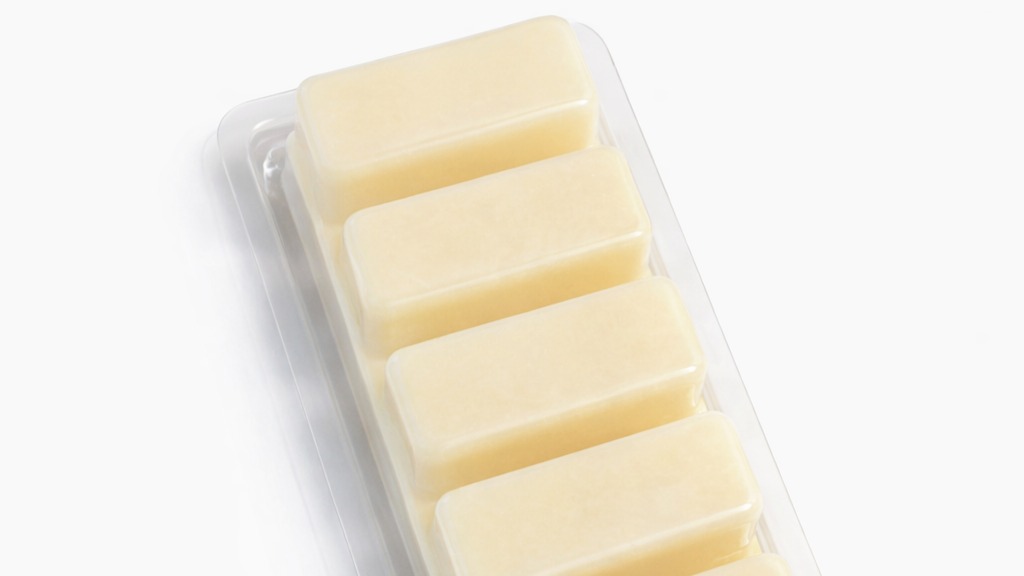Thumbnail image 3 for Cinnamon & Vanilla Soy Wax Melt