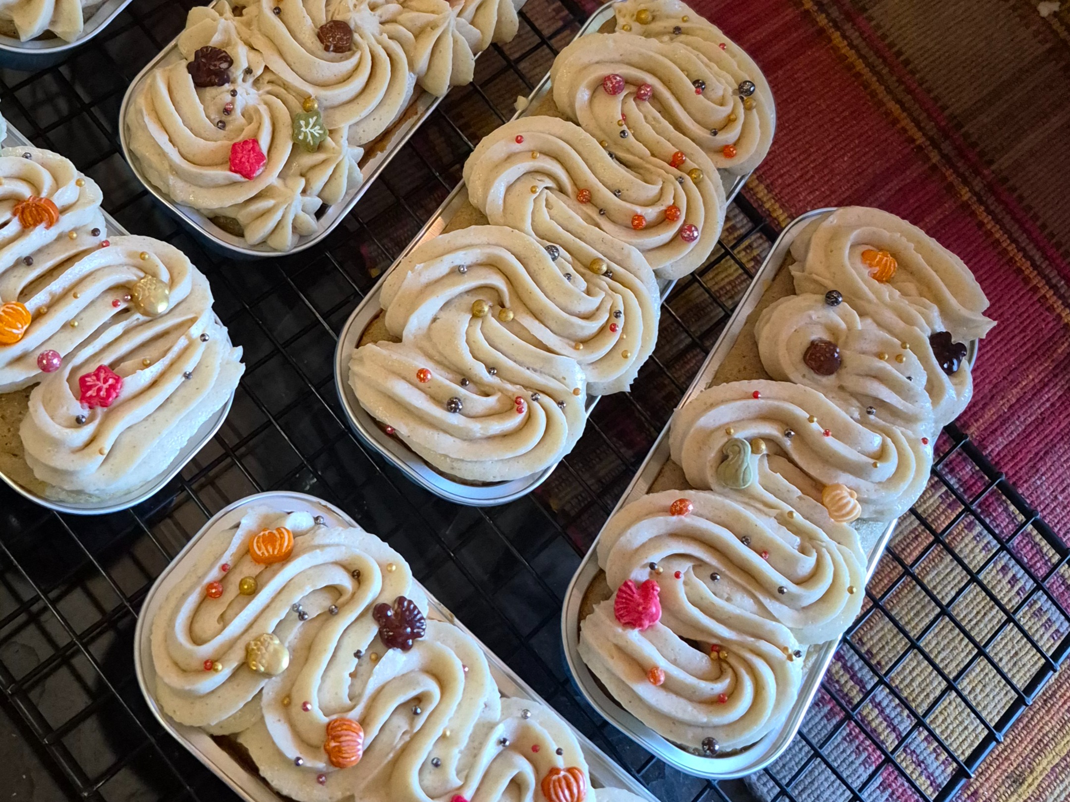 Thumbnail image 1 for Mini Chai Cake w/ Brown Sugar Buttercream