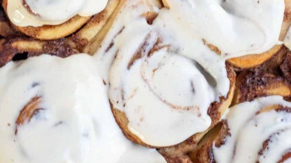 Sourdough Cinnamon Rolls
