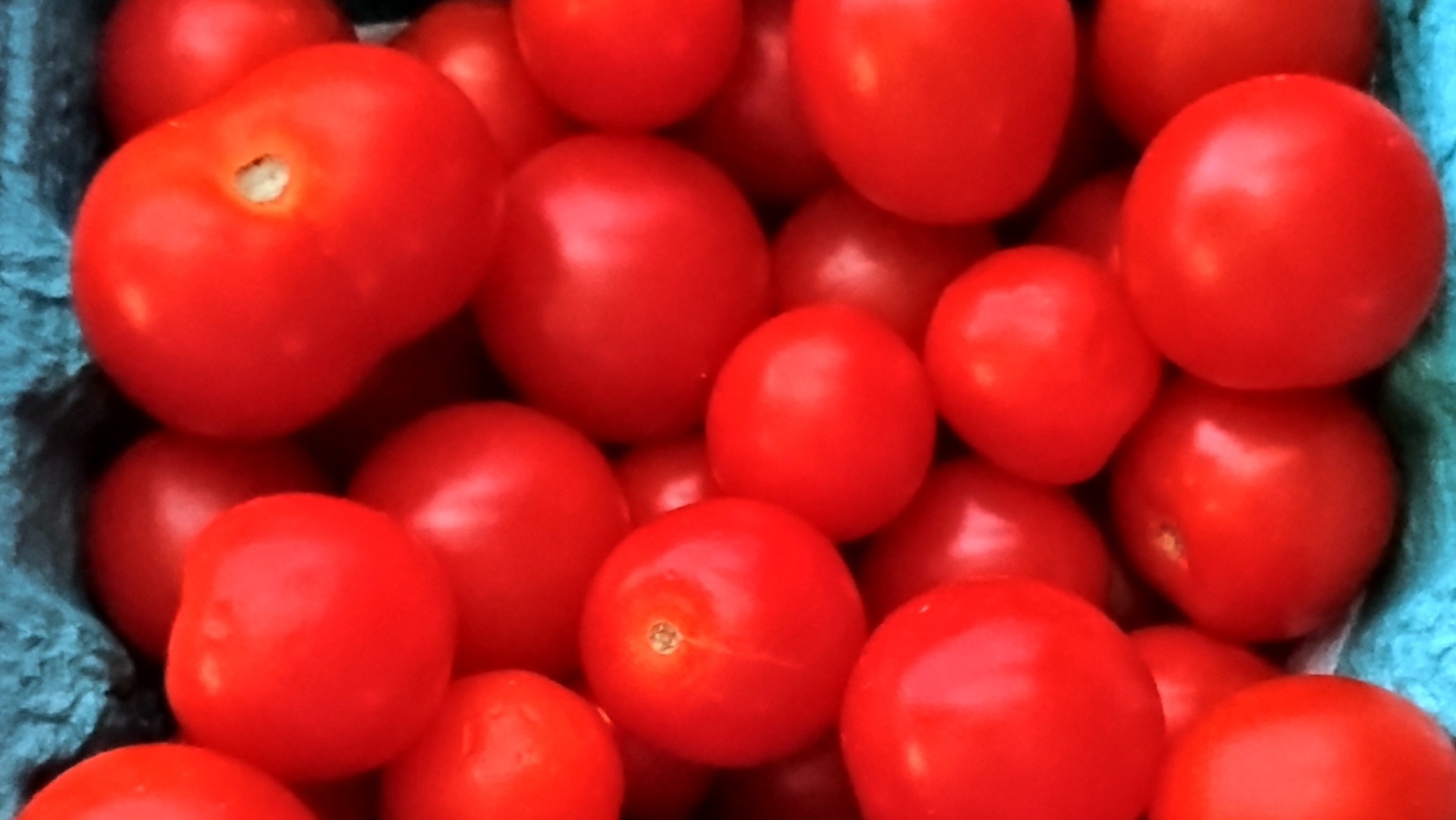 Thumbnail image 1 for Cherry red tomatoes