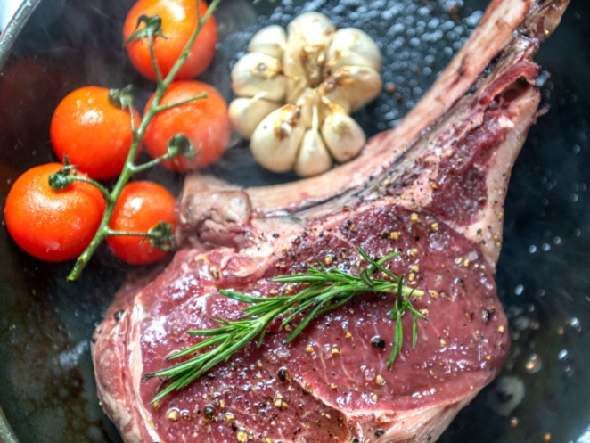 Tomahawk Steak