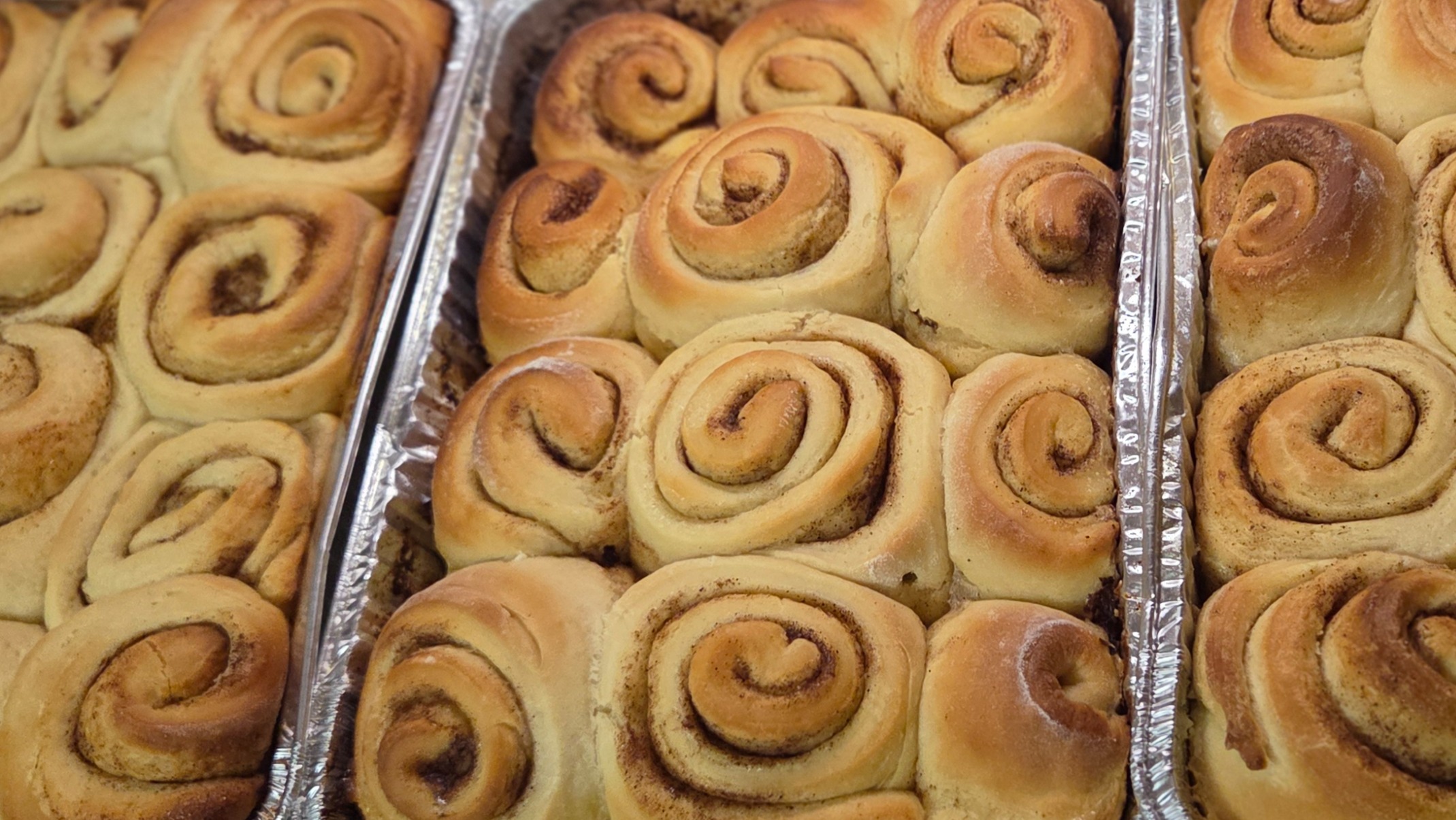 Thumbnail image 2 for Cinnamon rolls 13"×8" pan. 