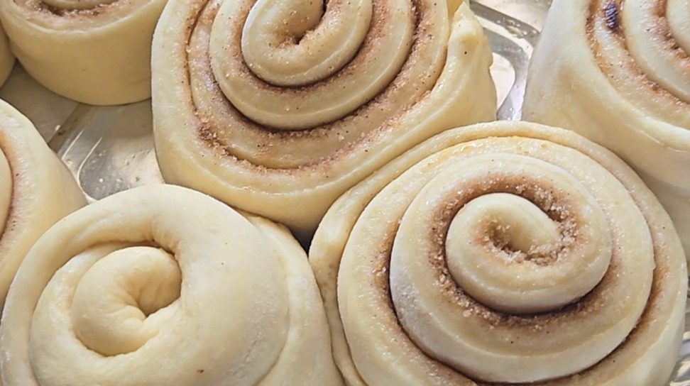 Thumbnail image 3 for Cinnamon rolls 13"×8" pan. 
