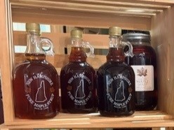 Thumbnail image 1 for Homemade NH Maple Syrup Quart