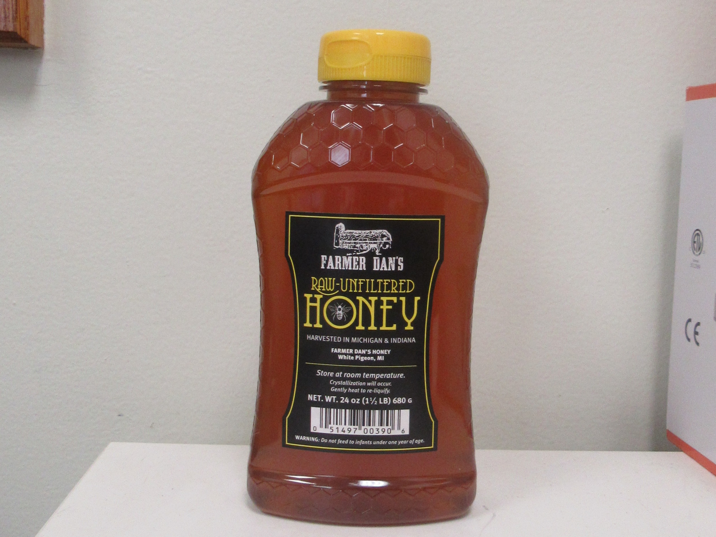 Farmer Dan's Honey- 24 oz squeeze bottle