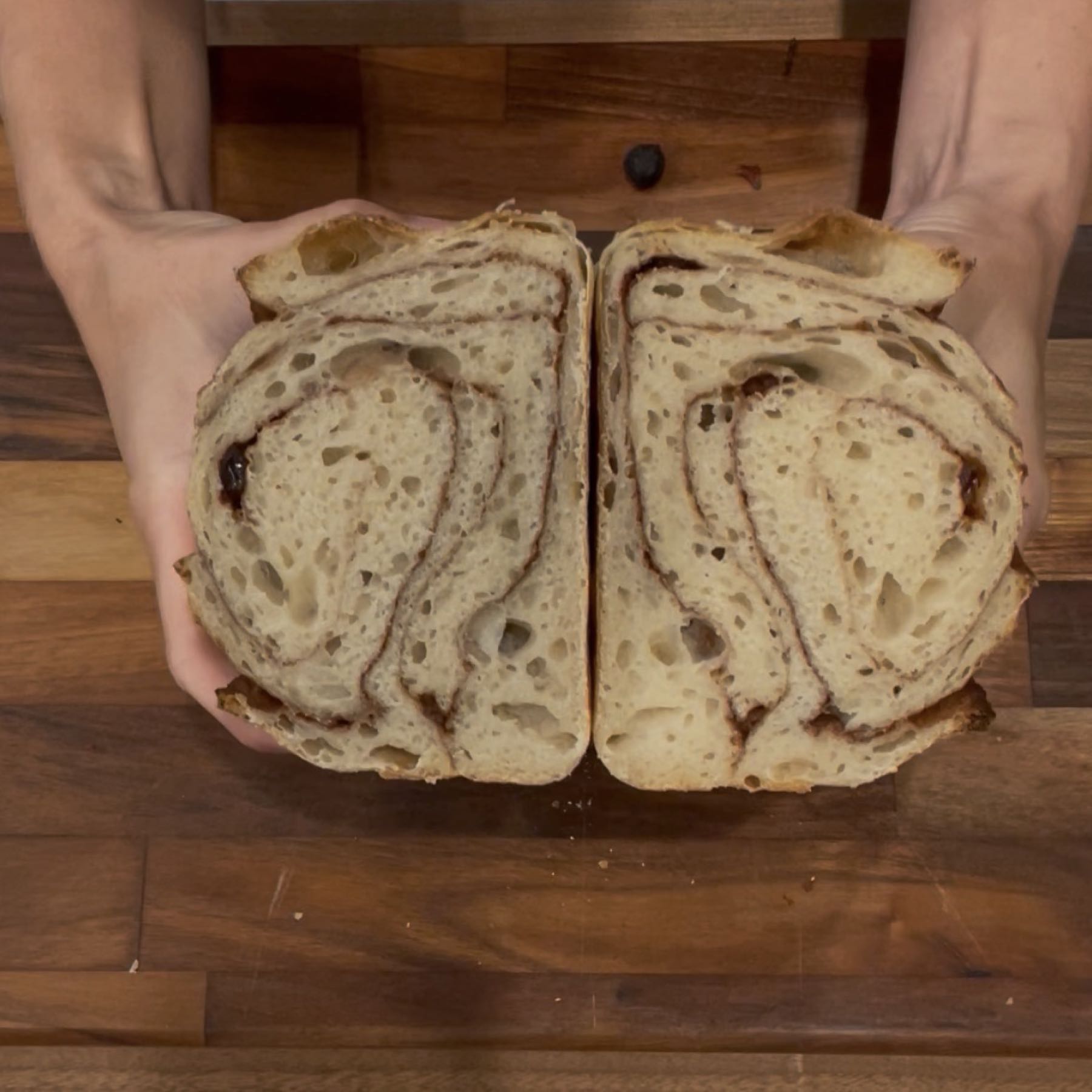 Organic Cinnamon-Raisin Sourdough