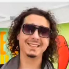 gerald, farm owner at fuegofruitco 