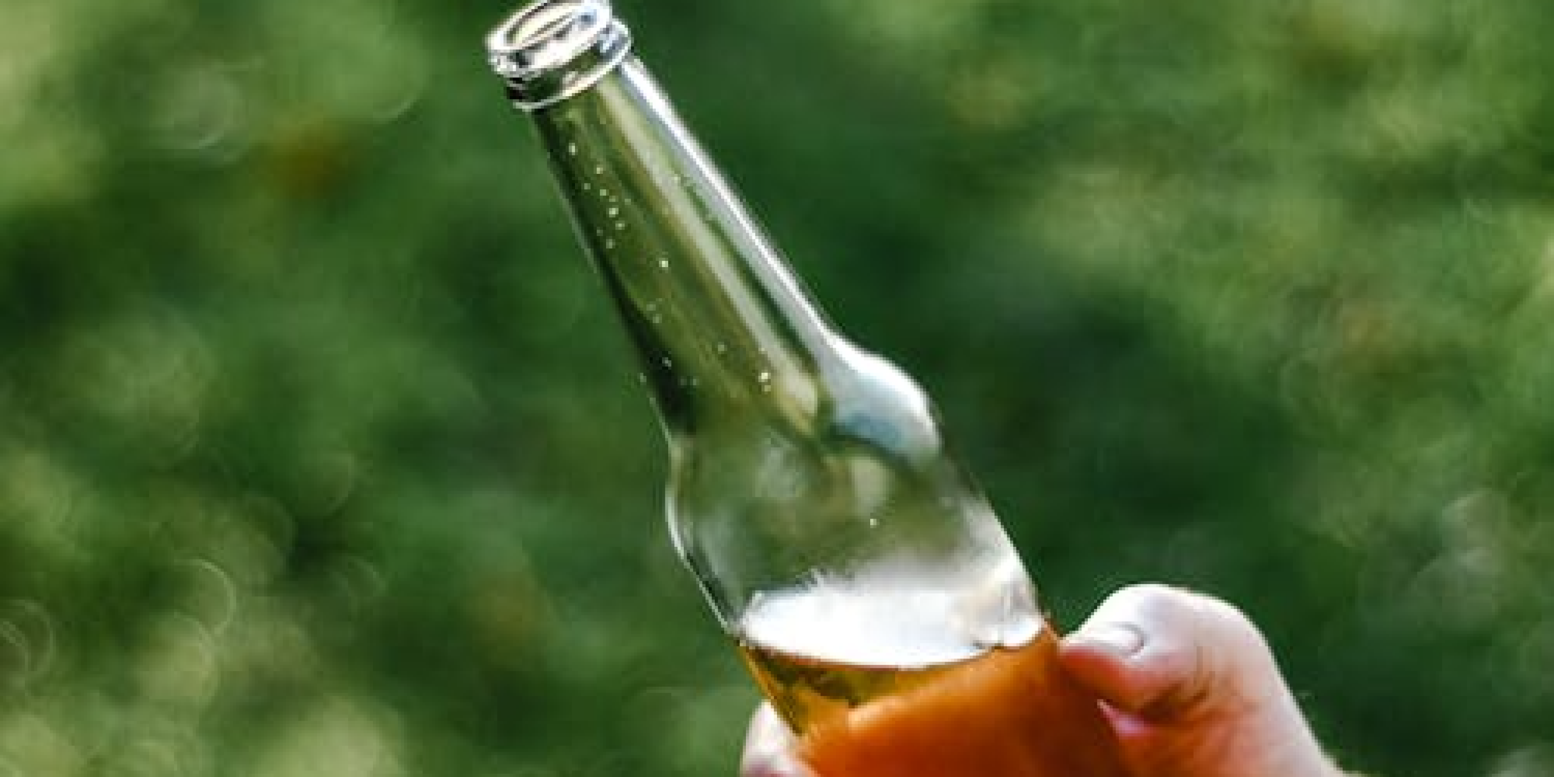 Pints in a Field 4 | The 2 Johnnies