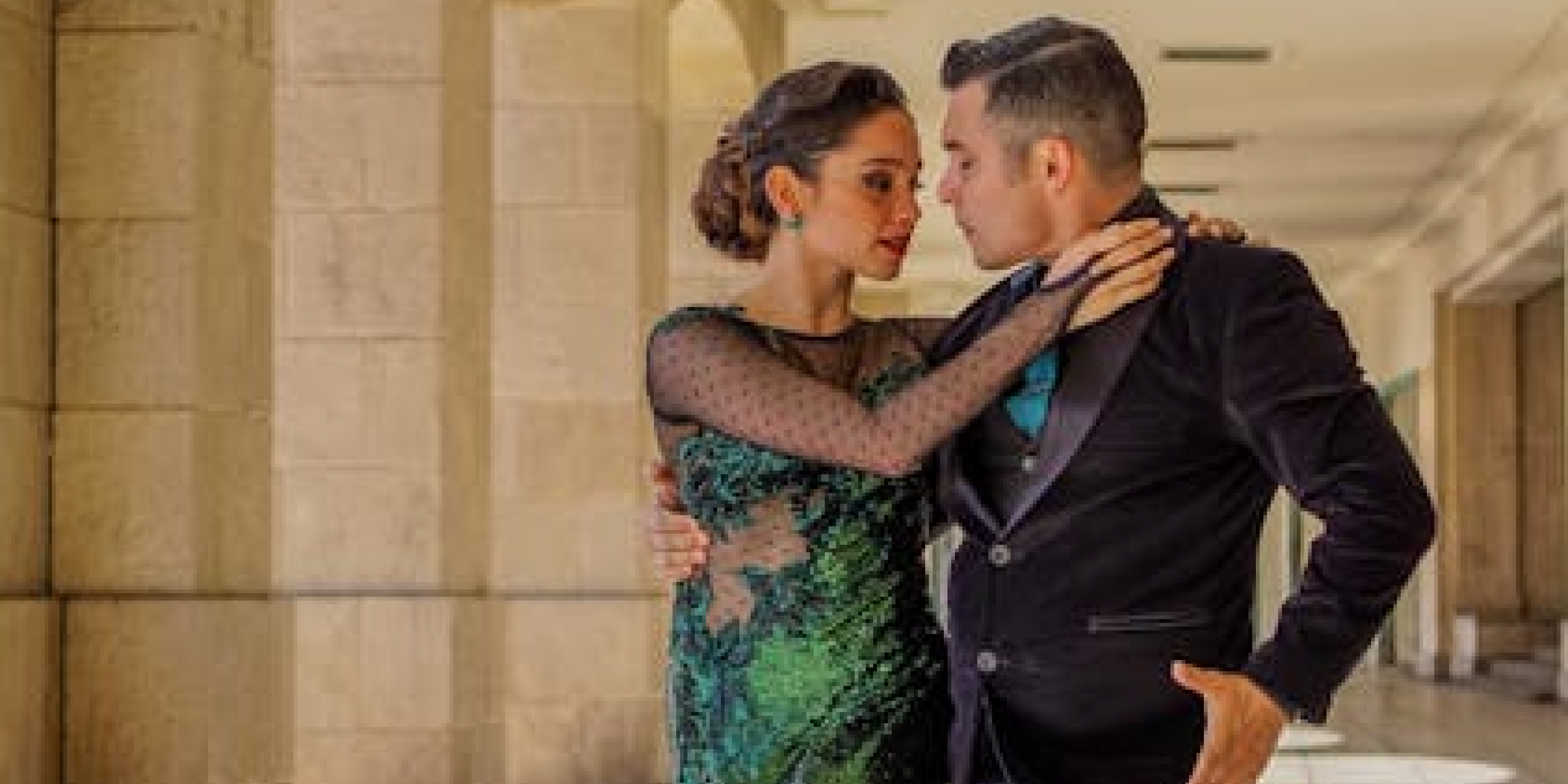 Salsa & Bachata & Kizomba Classes & Social | Monday Bank Holiday
