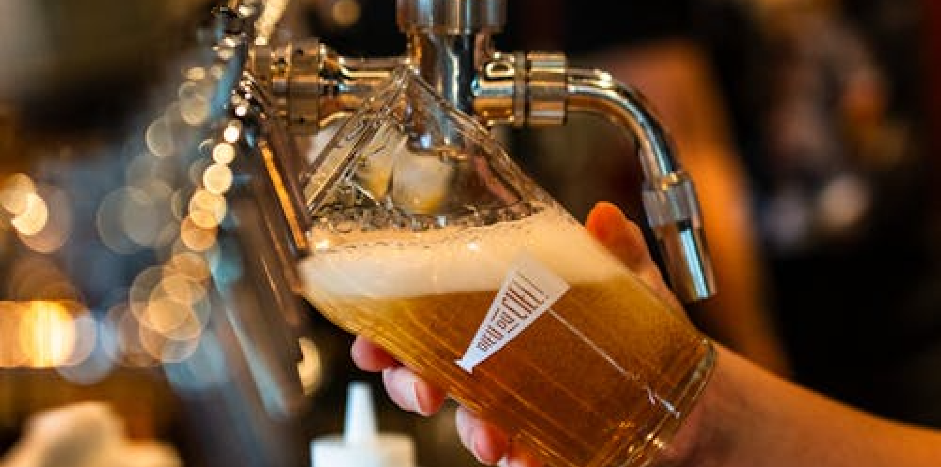 Crash Course on Ireland | Irish History and Culture explained over a pint