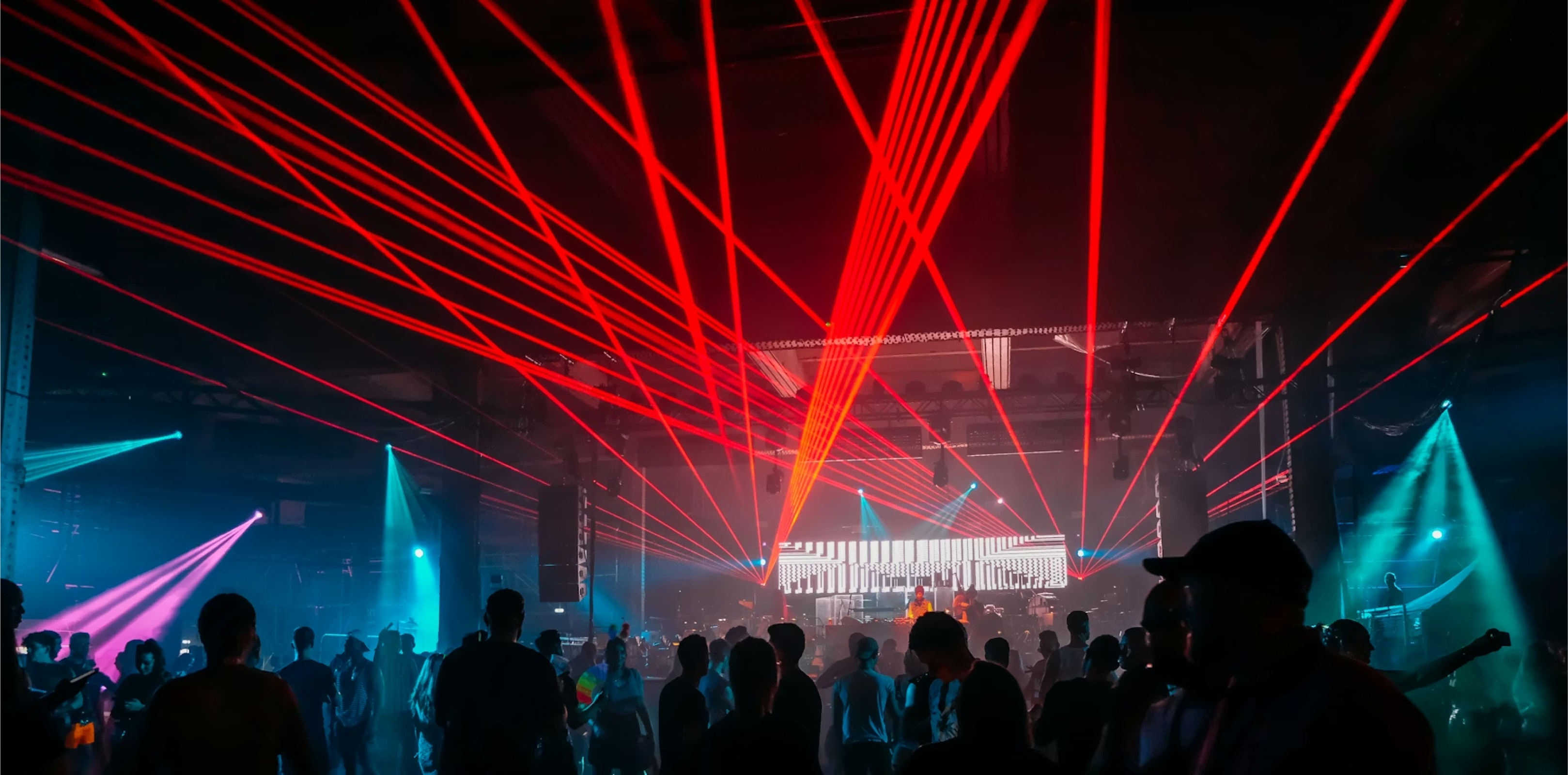 SOPHIE REID B2B Princess Glitoris