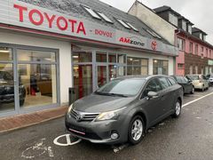 Toyota Avensis 1.8 SOL