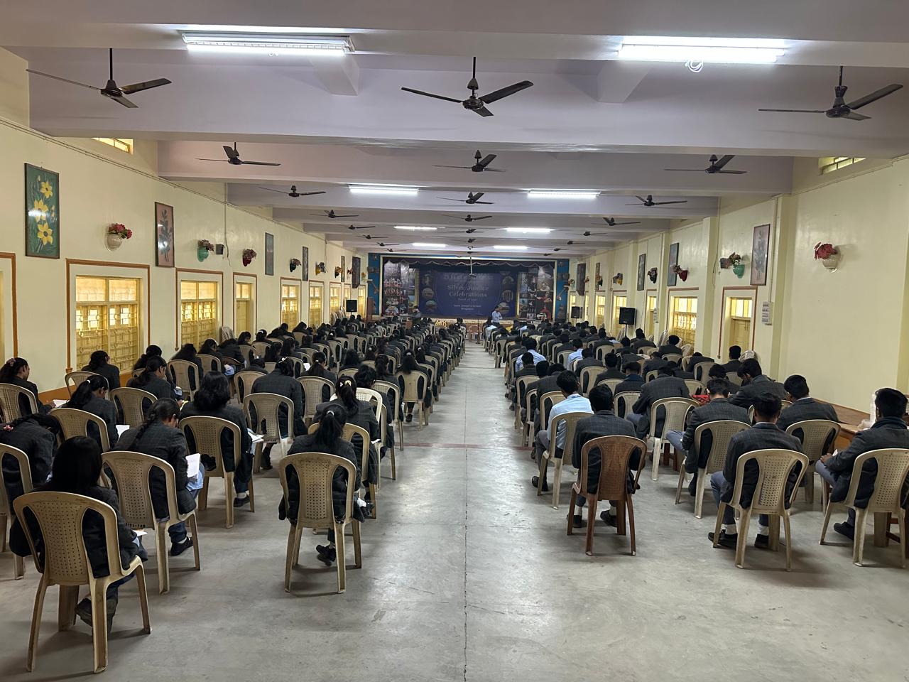 🎯 Career Guidance Classes – Navigating Futures with Clarity