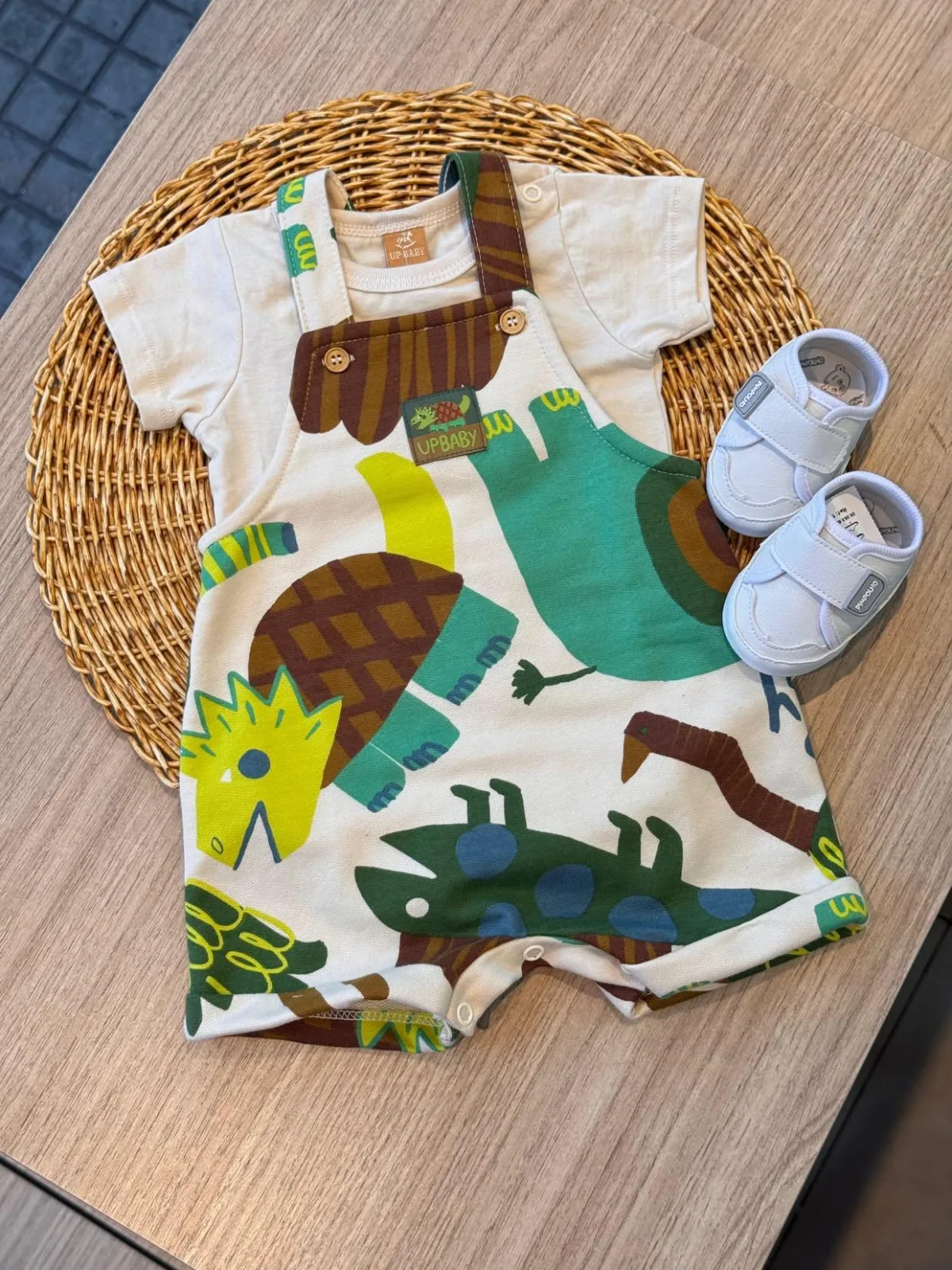Jardineira moletom com body dinossauros - UP BABY
