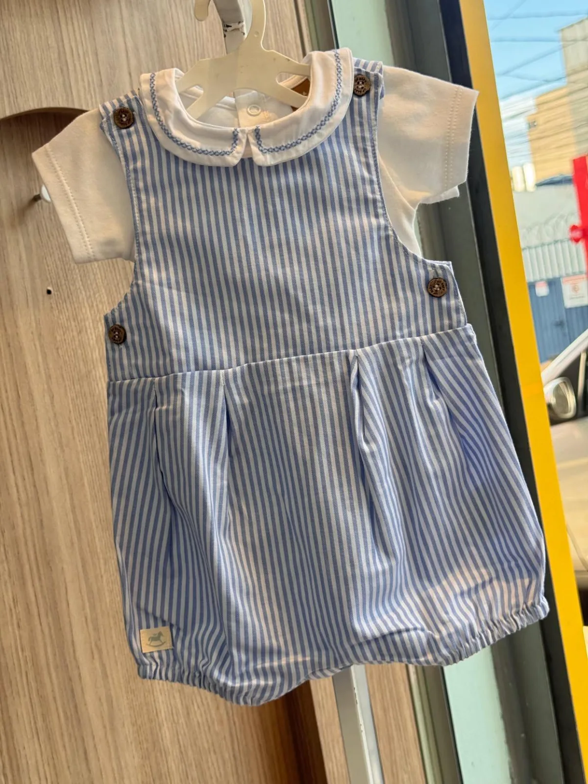 Romper com listras e body com gola- UP BABY