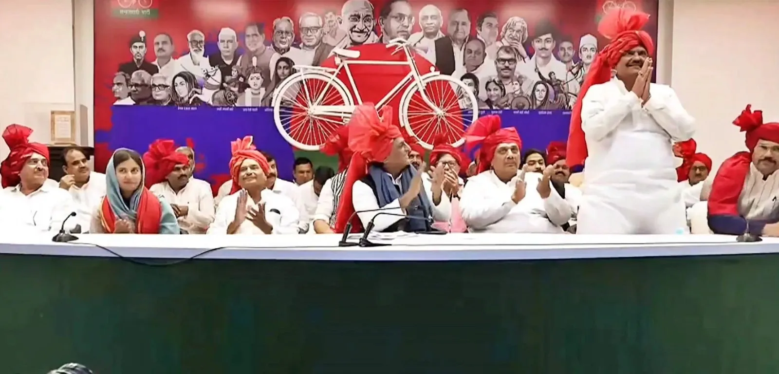 Akhilesh Yadav Strengthens SP Ahead of 2027 UP Elections as Western UP Leaders Join Party