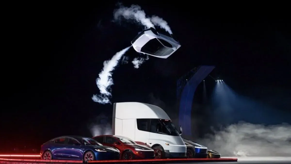 Before Tesla Flying Roadster; 4 Historic Attempts At Sky High Cars That Failed