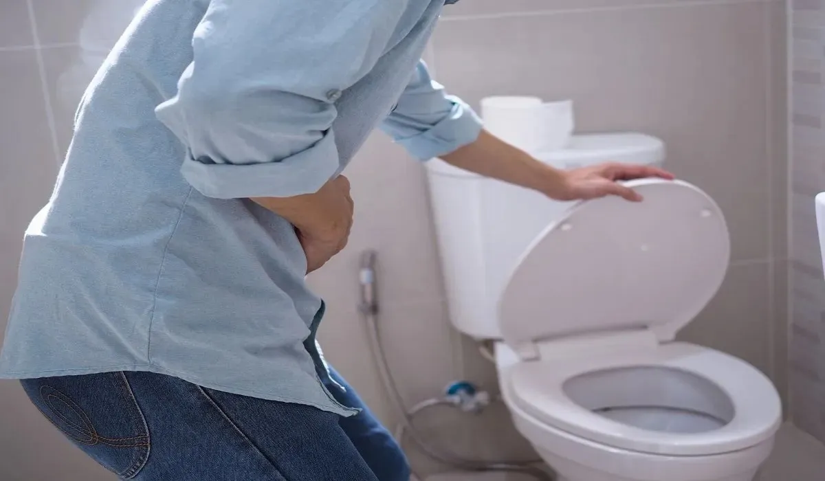 Frequent Urination at Night: 5 Possible Causes, Warning Signs and Ways to Prevent It