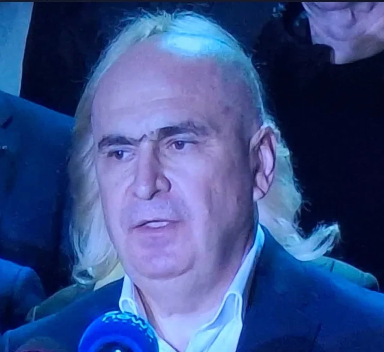 Ilie Bolojan si-a schimbat frizura