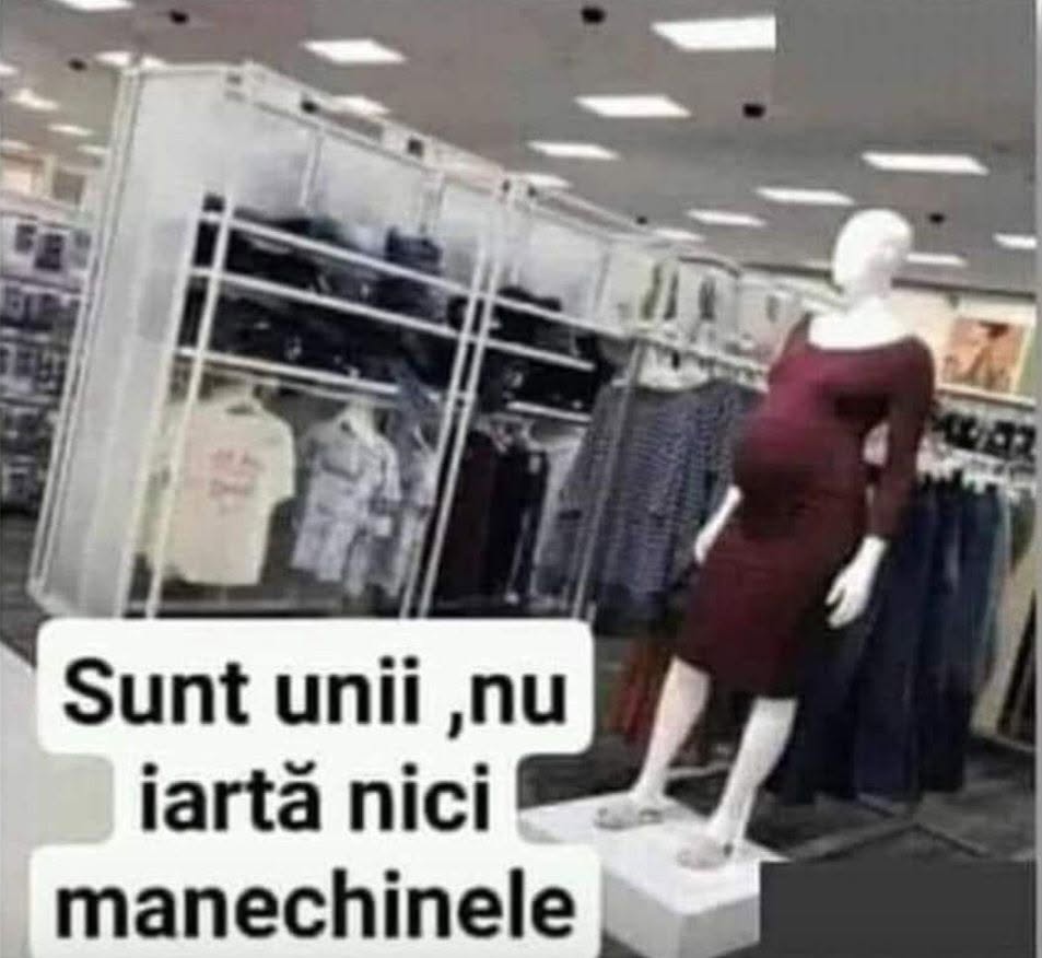 Sunt unii care nu iartă nici manechinele