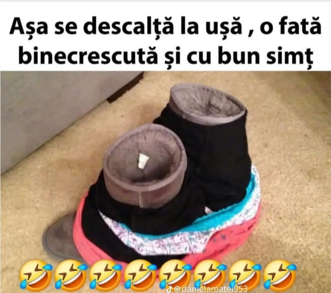 Așa se descalță la ușă o fată binecrescută și cu bun simț