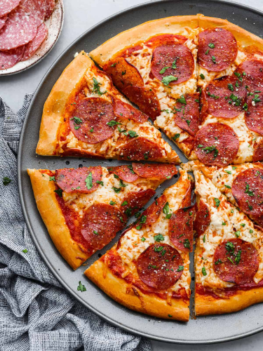 Pizza Sallam Proshute