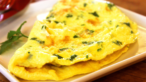 omlet me djathe