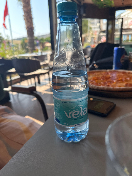 Uje