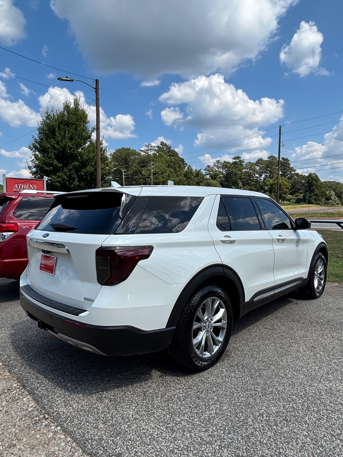 Ford Explorer photo 4