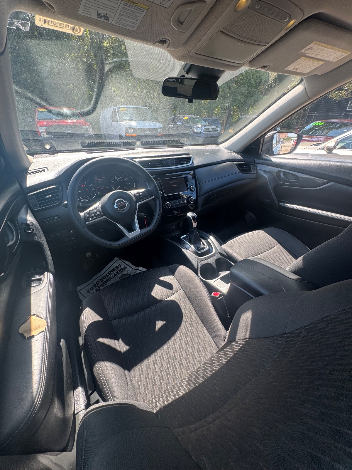 Nissan Rogue photo 5