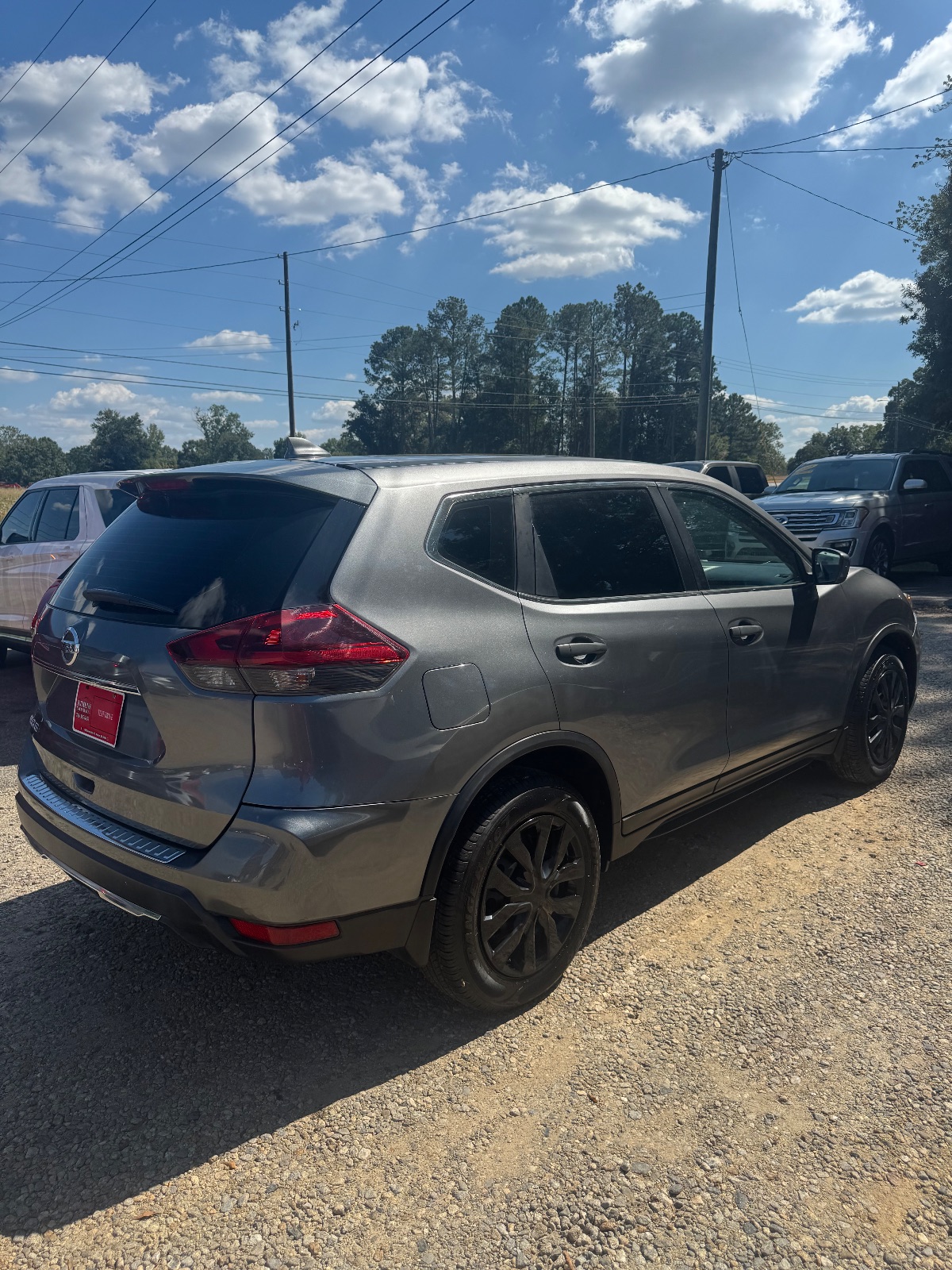 Nissan Rogue photo 3