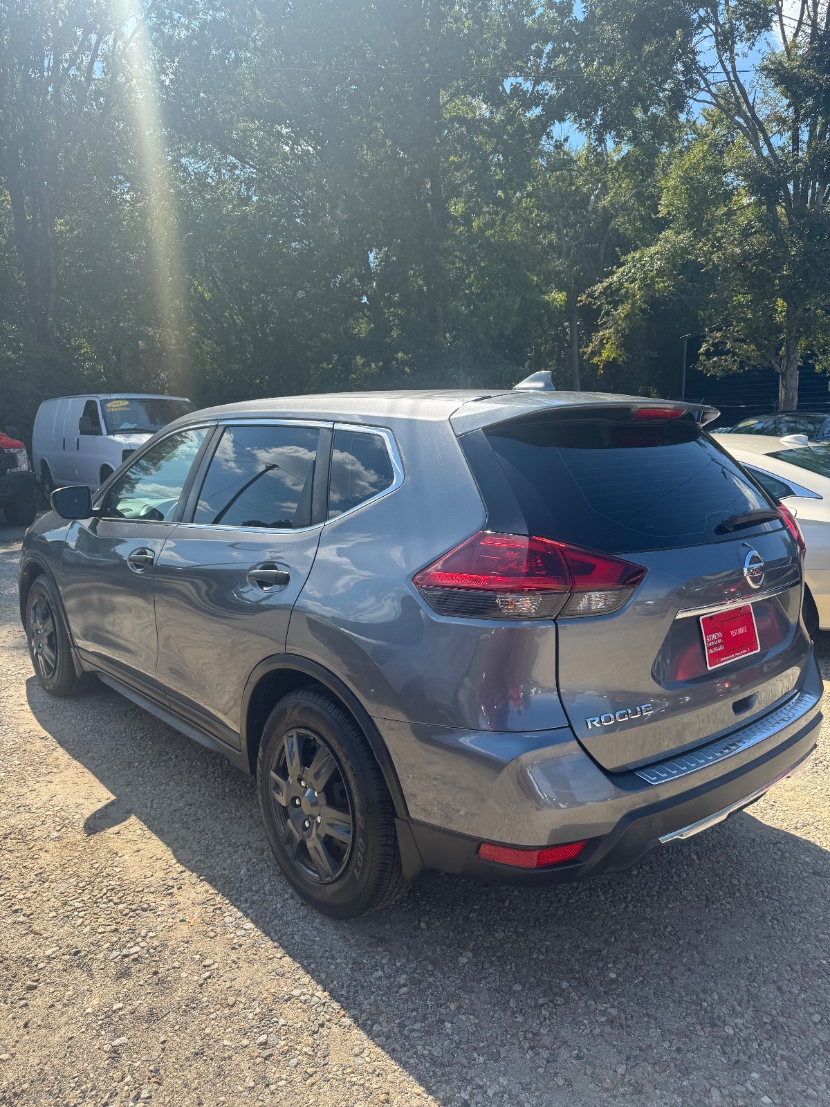 Nissan Rogue photo 4