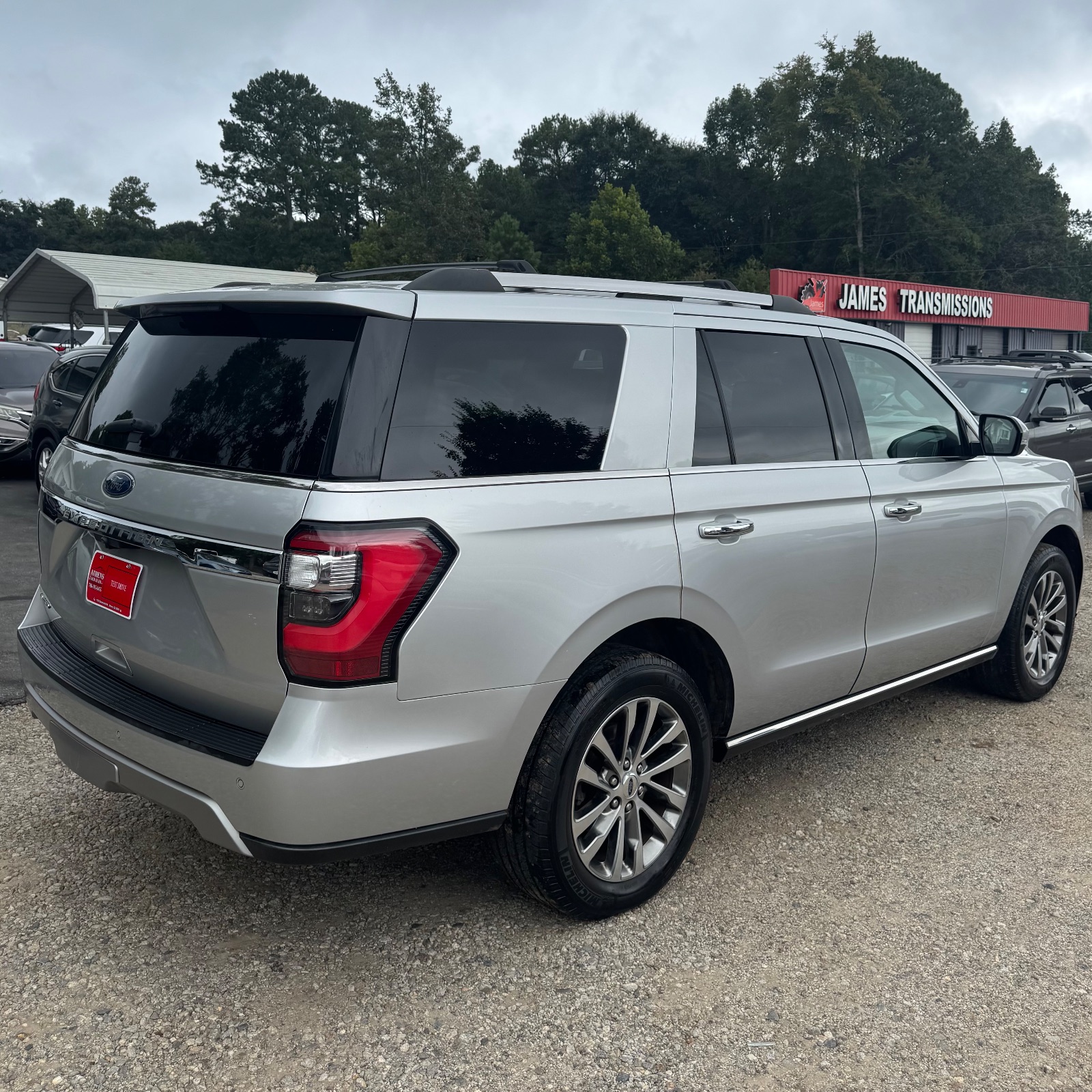 Ford Expedition photo 4