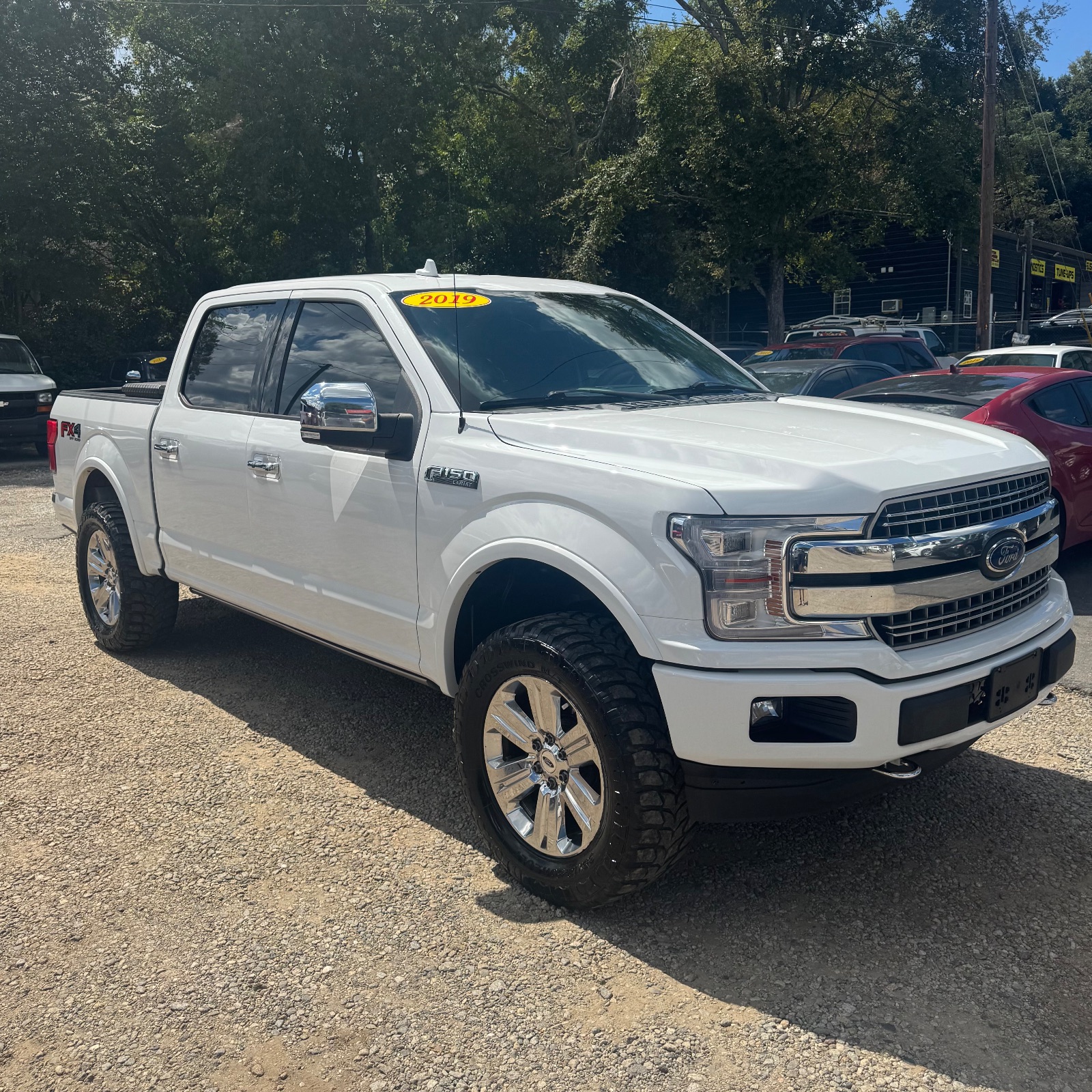 Ford F-150 photo 2
